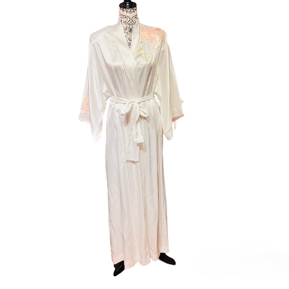 Gorgeous Vintage Natori Neiman Marcus Satiny Robe with Hibiscus Flower - Picture 1 of 2
